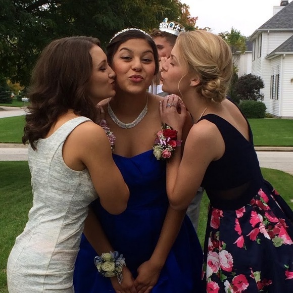 Meet your Posher, Kristin - Picture 1 of 1